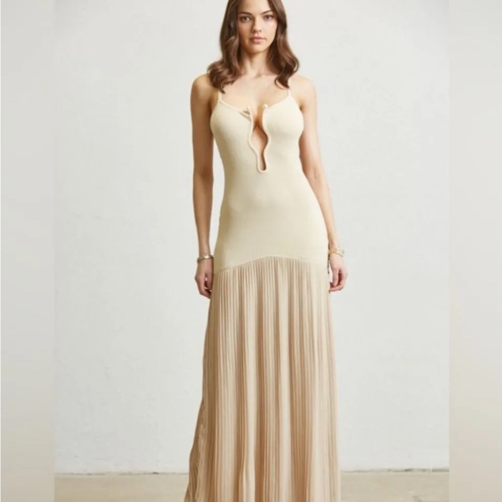 High End Revolve dress! L